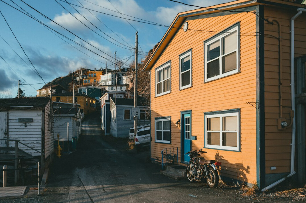 Colorful houses along a coastal Chilean fishing village