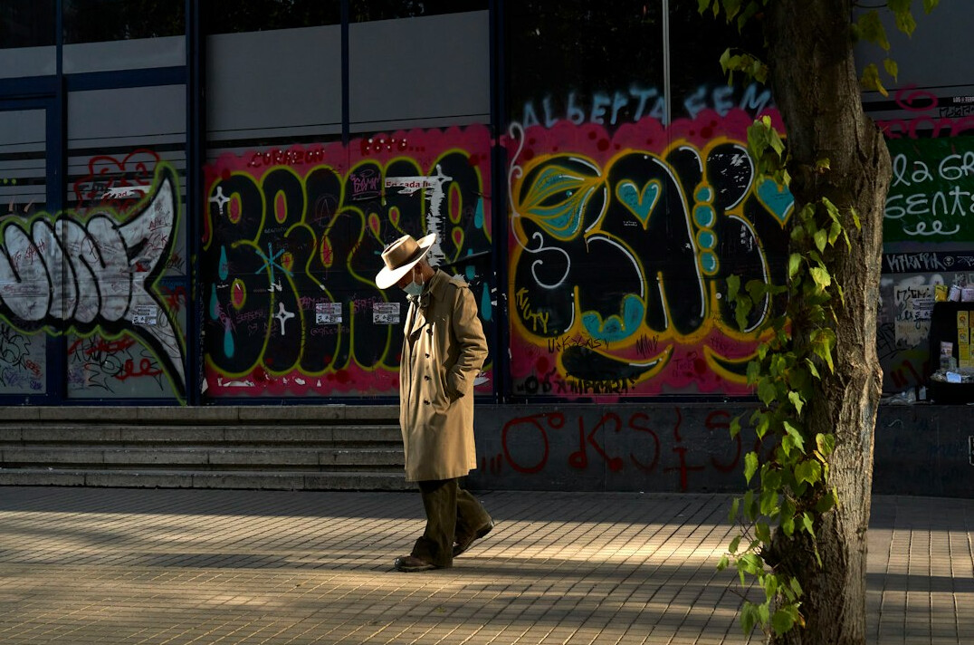 Portrait of a Chilean woman street photographer